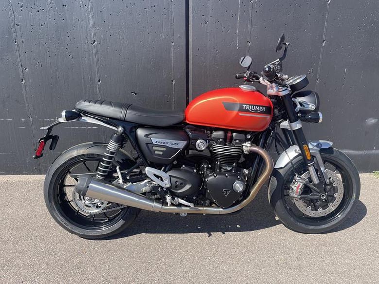 2023 Triumph Speed Twin 1200 Modern Classics Bike