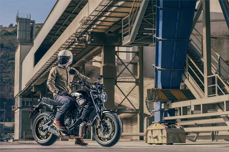 2023 Yamaha XSR700 Sports Touring Bike