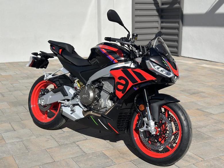 2024 Aprilia Tuono 660 Sports Bike