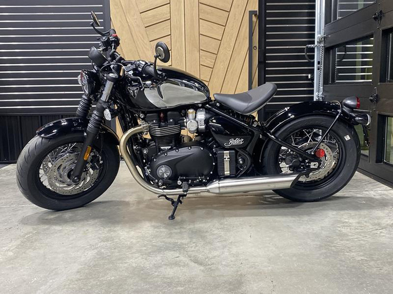 2023 Triumph Bonneville Bobber Chrome Edition Roadster