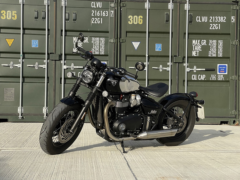 2023 Triumph Bonneville Bobber Chrome Edition Roadster