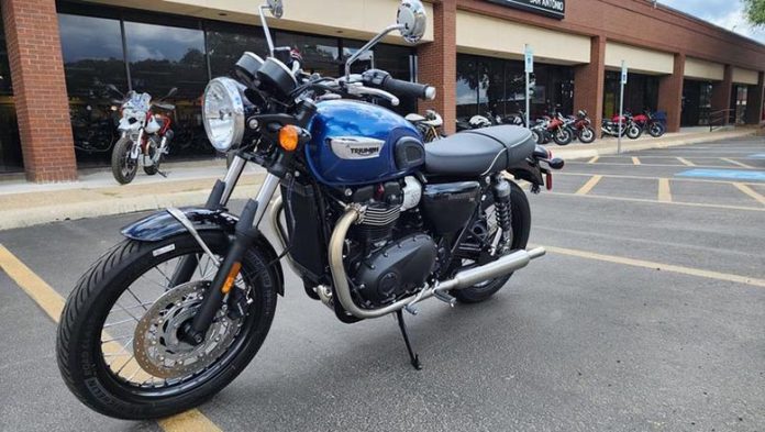 2023 Triumph Bonneville T100 Chrome Edition Roadster