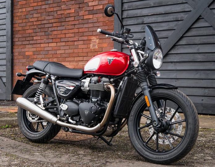 2023 Triumph Speed Twin 900 Chrome Edition Scrambler