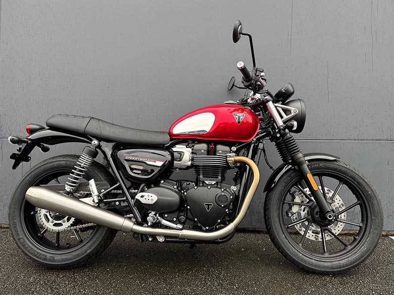 2023 Triumph Speed Twin 900 Chrome Edition Scrambler