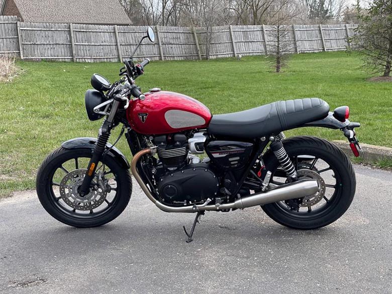 2023 Triumph Speed Twin 900 Chrome Edition Scrambler