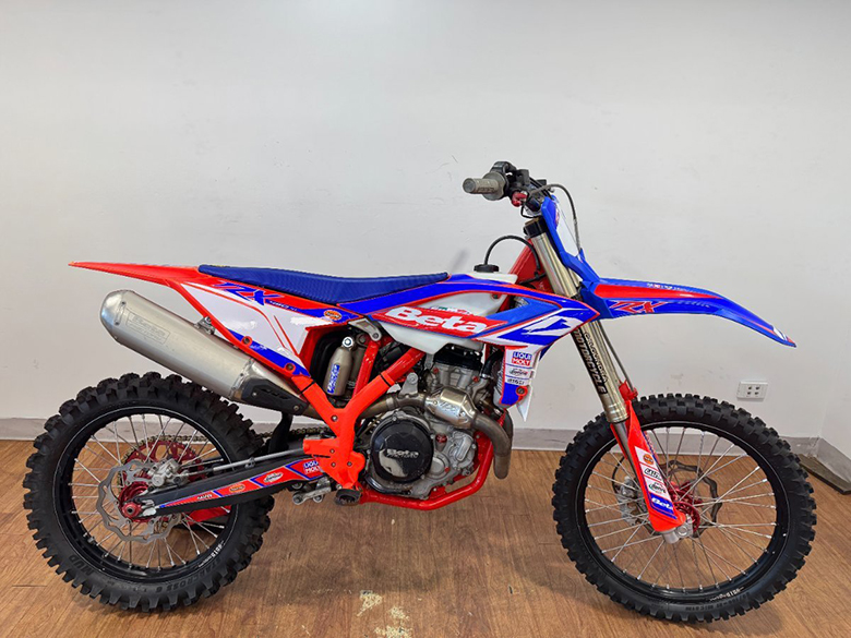 2024 Beta RX 4T 450 Dirt Bike